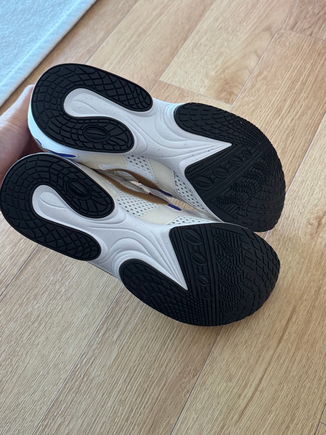 나이키 에어 스트릭 라이트 275cm 상품이미지4