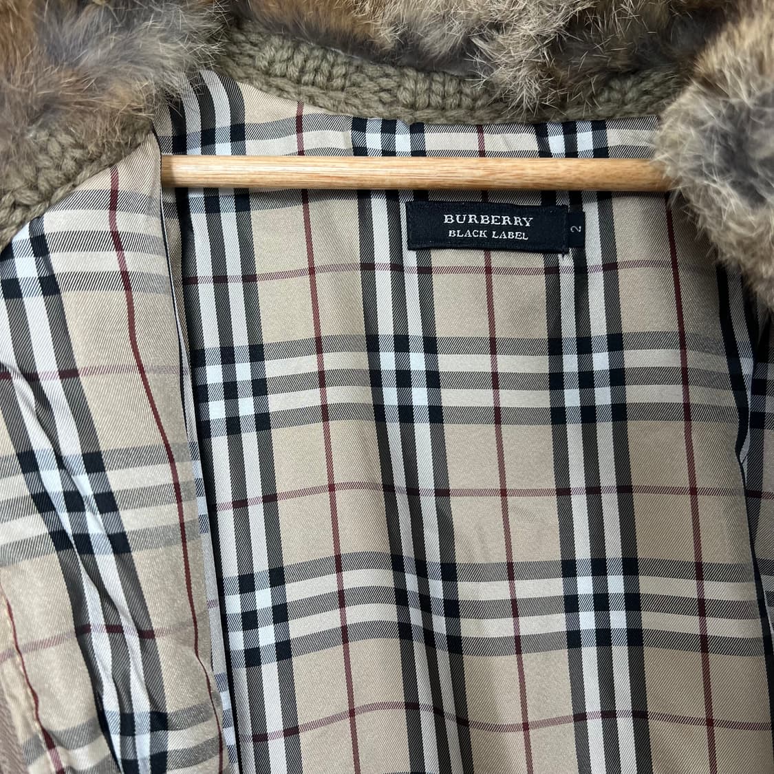 Burberry 버버리 블랙라벨 토끼털 니트집업 상품이미지5