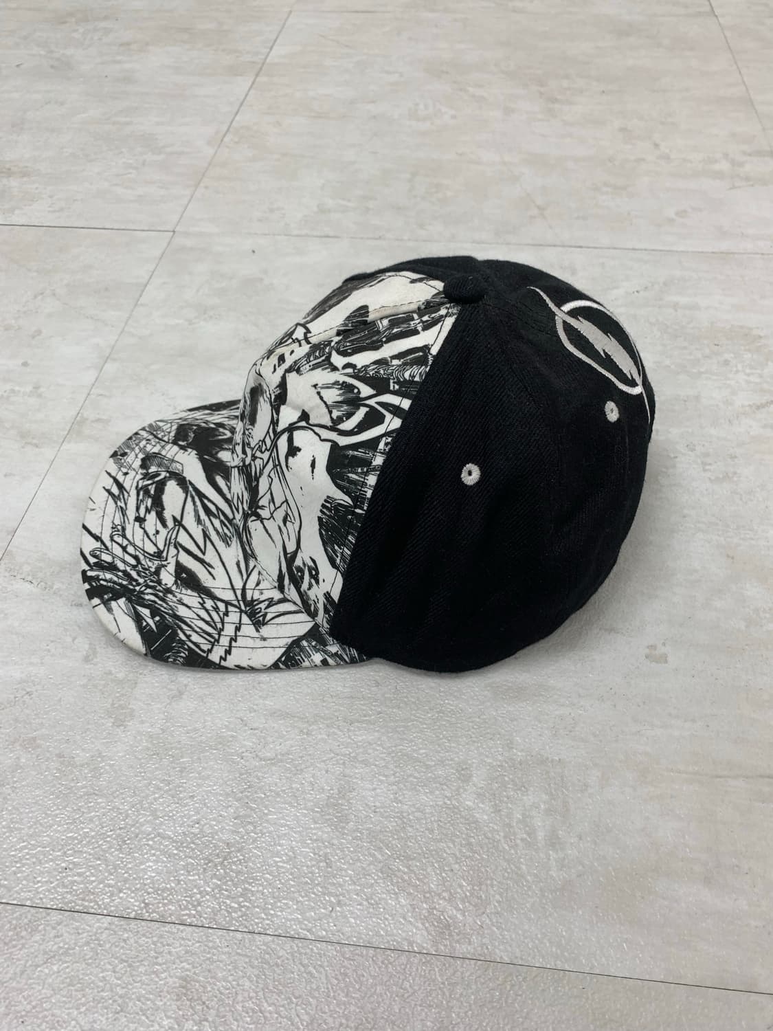 DC 코믹스 그래픽 스냅백 상품이미지2