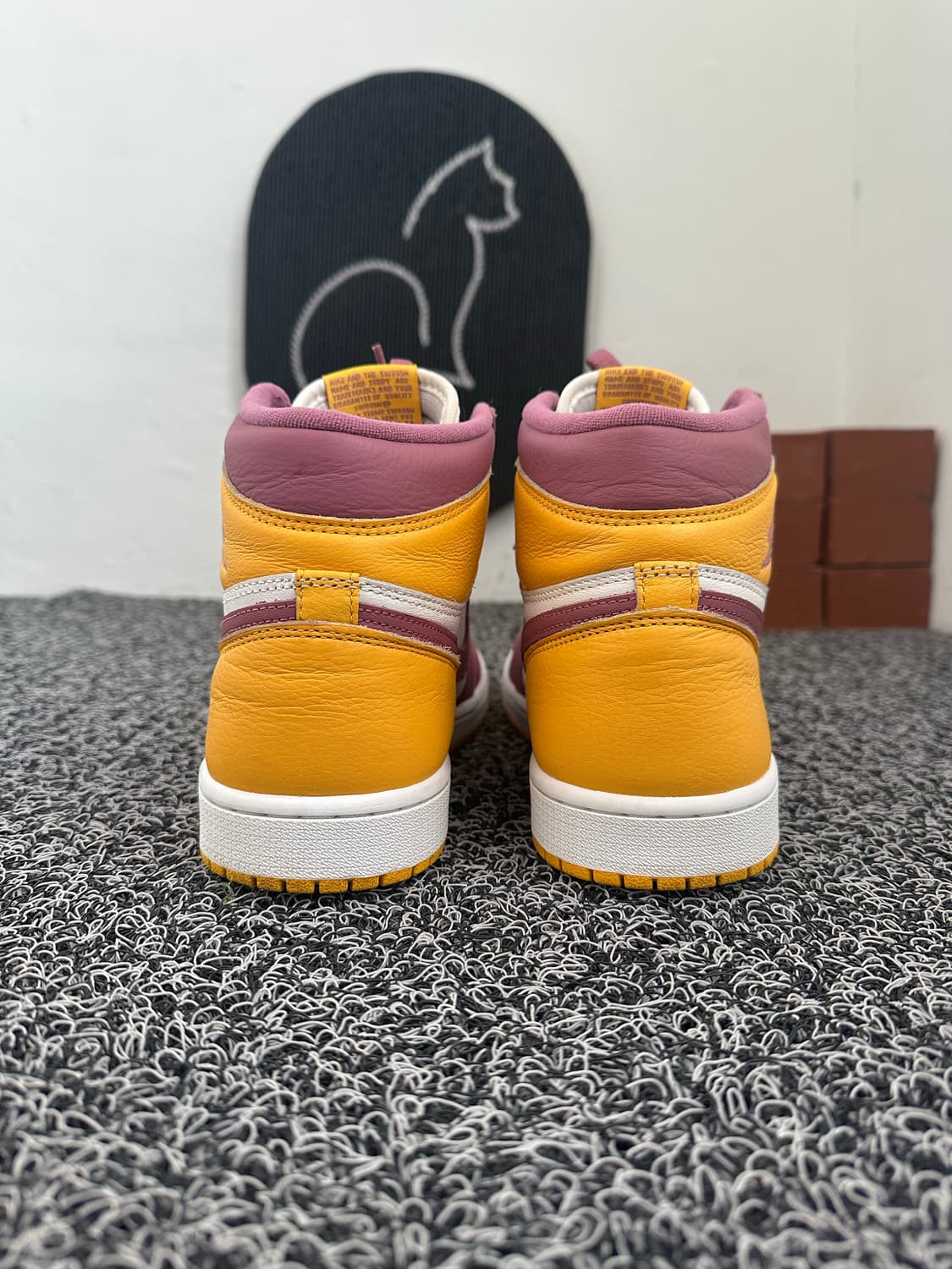 나이키 에어 조던 1 High 퓨전 레드 270 상품이미지5