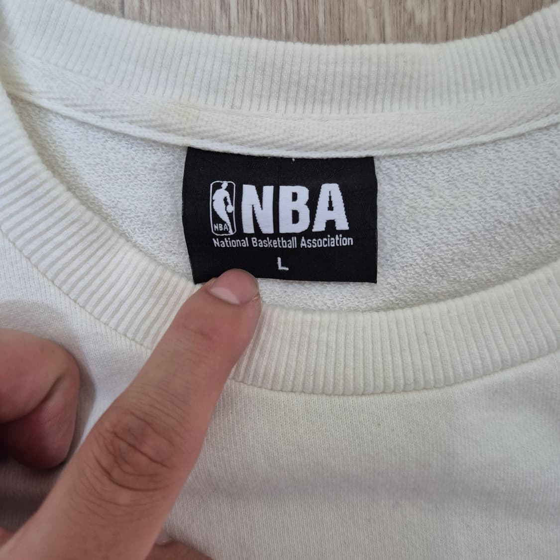 NBA 로고 화이트 맨투맨 상품이미지5