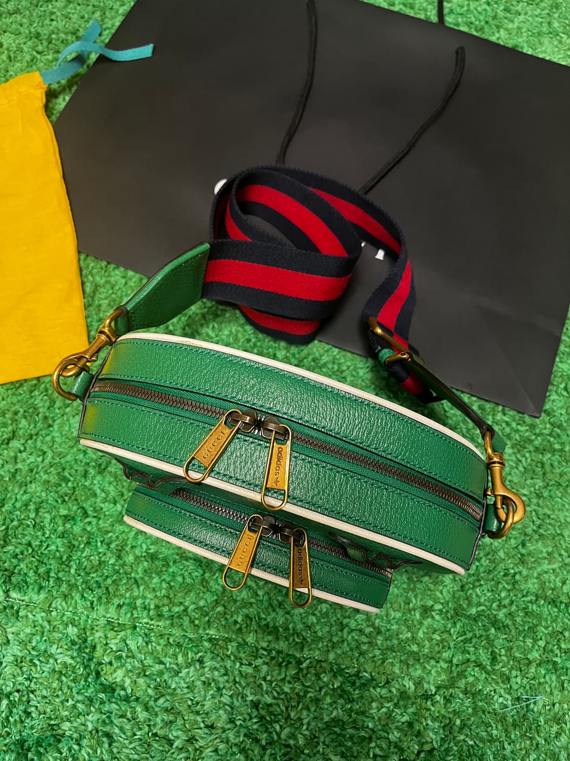 구찌 x 아디다스 콜라보 스몰 숄더백 상품이미지10