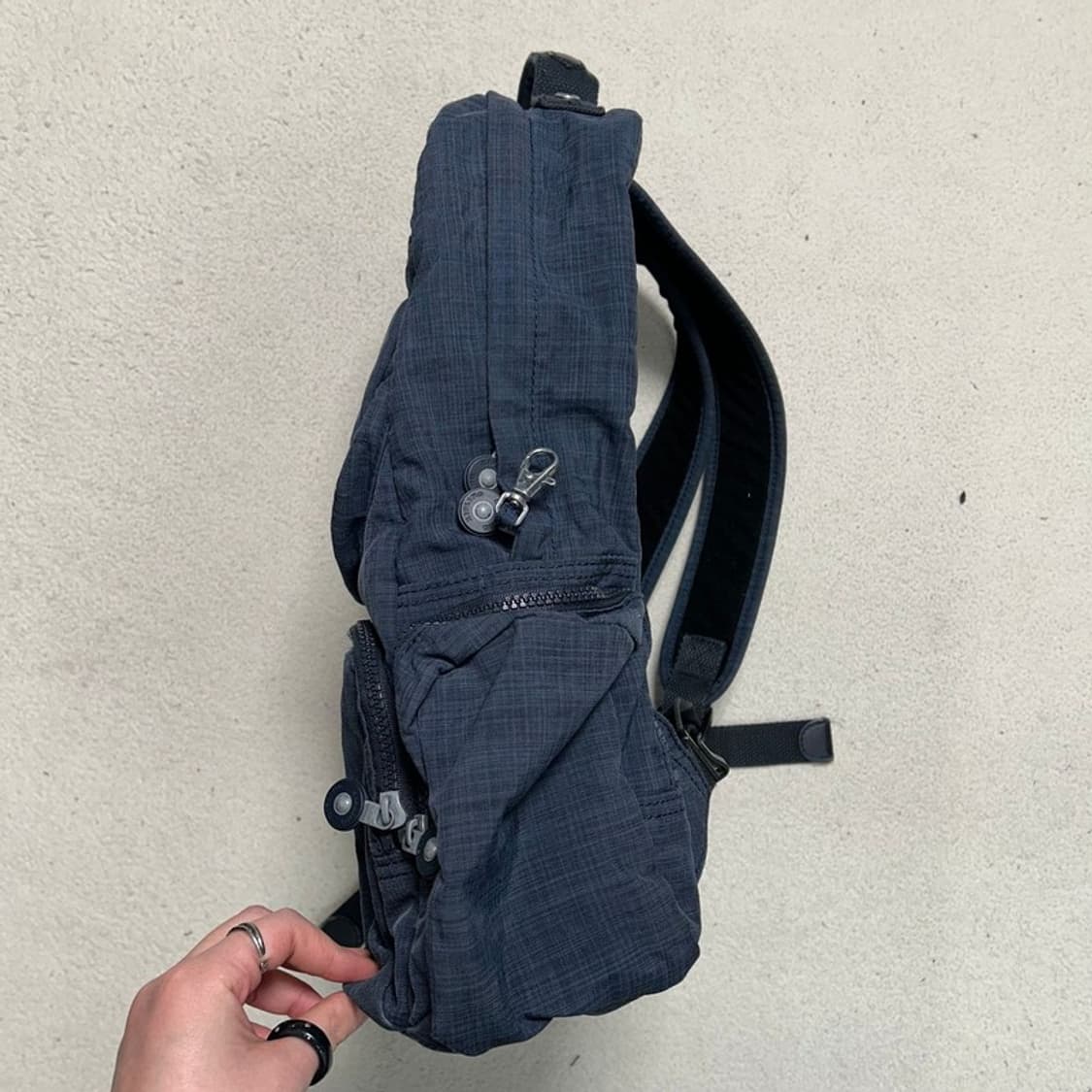 키플링 백팩 네이비 상품이미지3