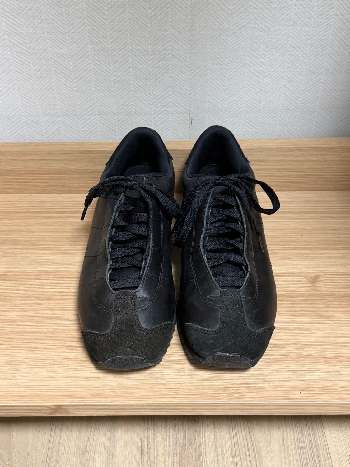 이세이미야케 스니커즈 상품이미지2