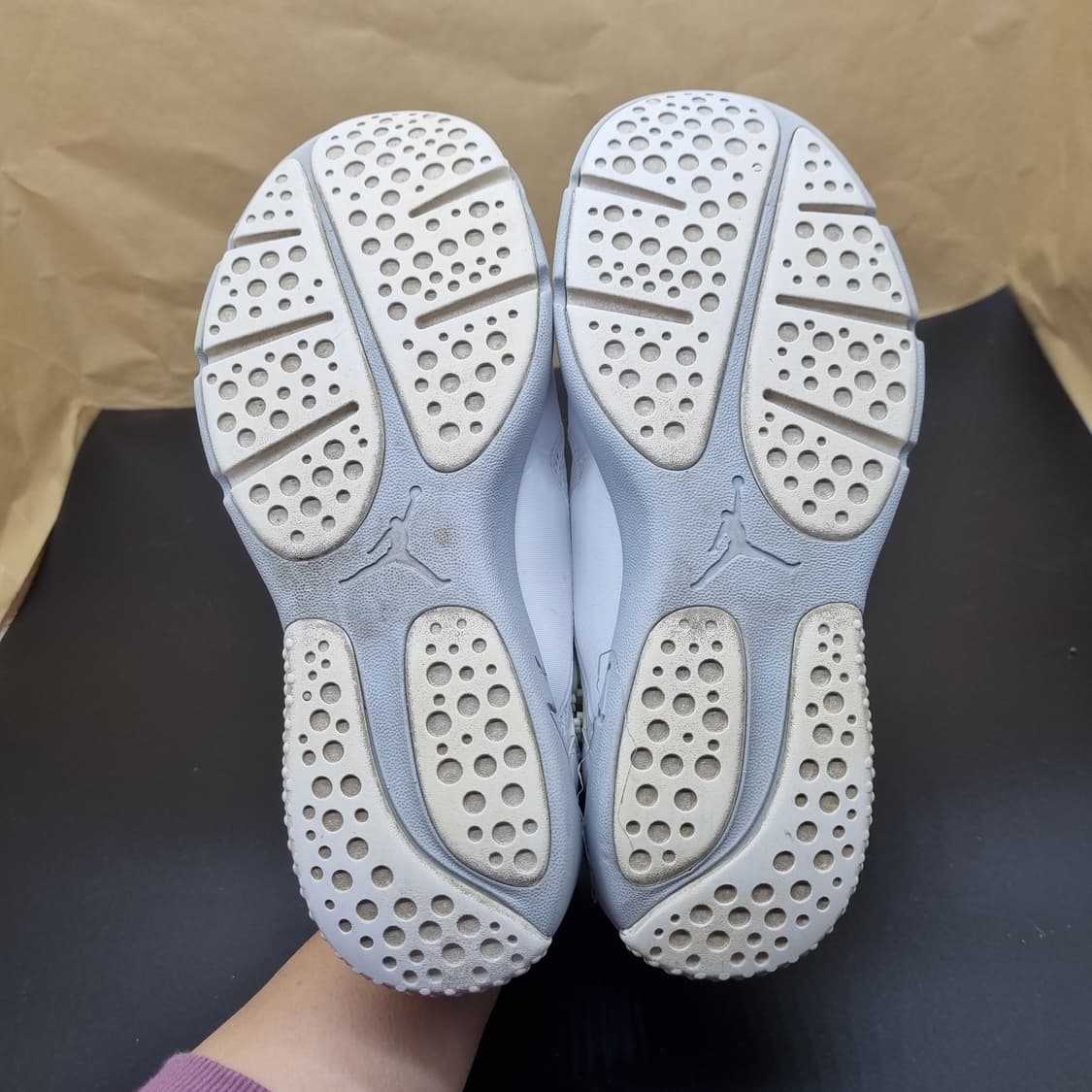 나이키 에어조던 트레이너 에센셜 슬립온250 상품이미지3