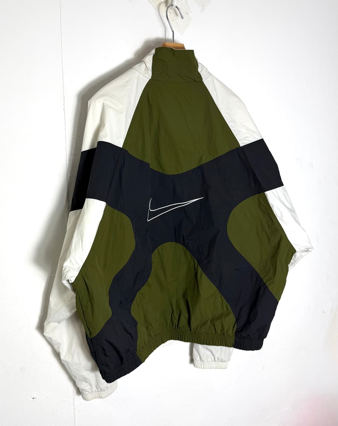 나이키 리이슈 나이키바람막이 윈드브레이커 상품이미지2