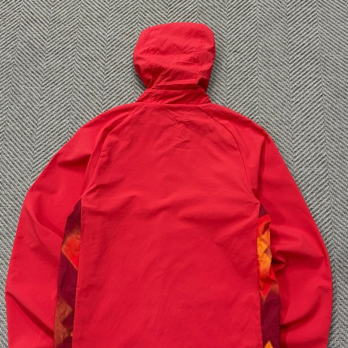 엄브로 본머스 로고 바람막이 v2177 상품이미지4