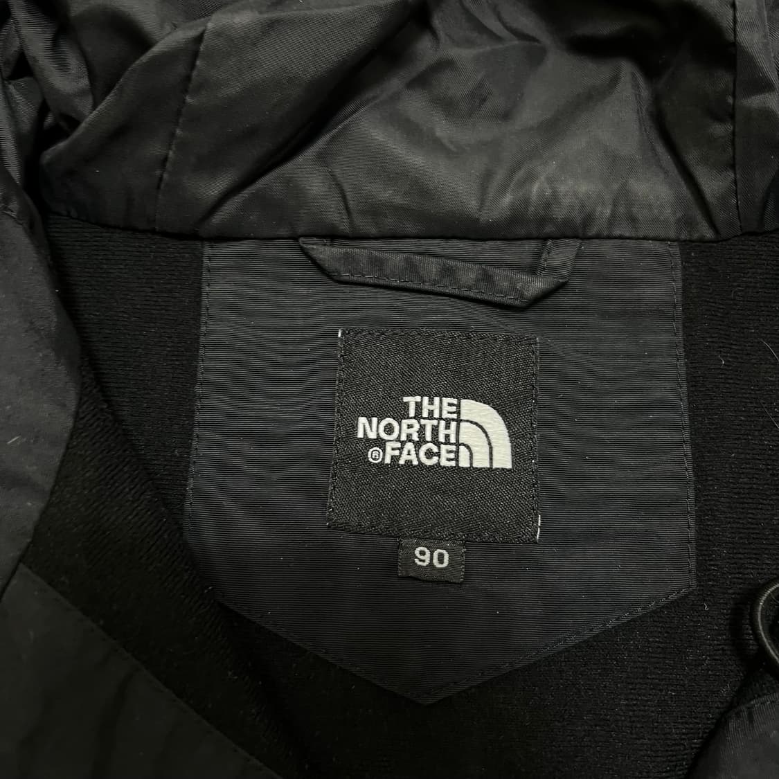 노스페이스 여성 하이벤트 자수 로고 바람막이 후드자켓 [블랙] S/90 상품이미지6