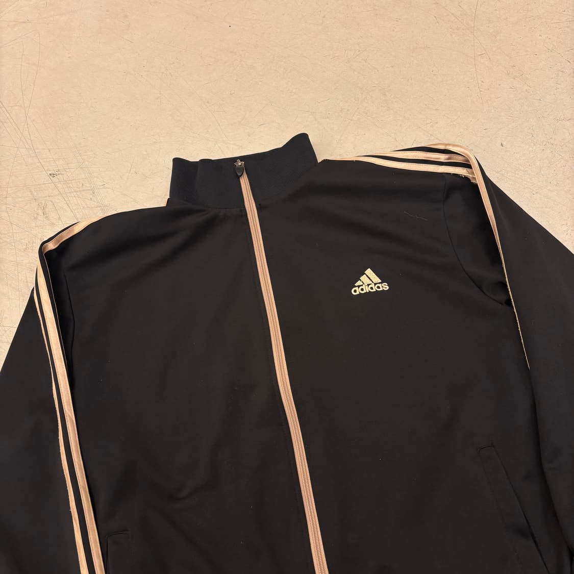 아디다스 빅로고 올드스쿨 트랙탑 져지 상품이미지3