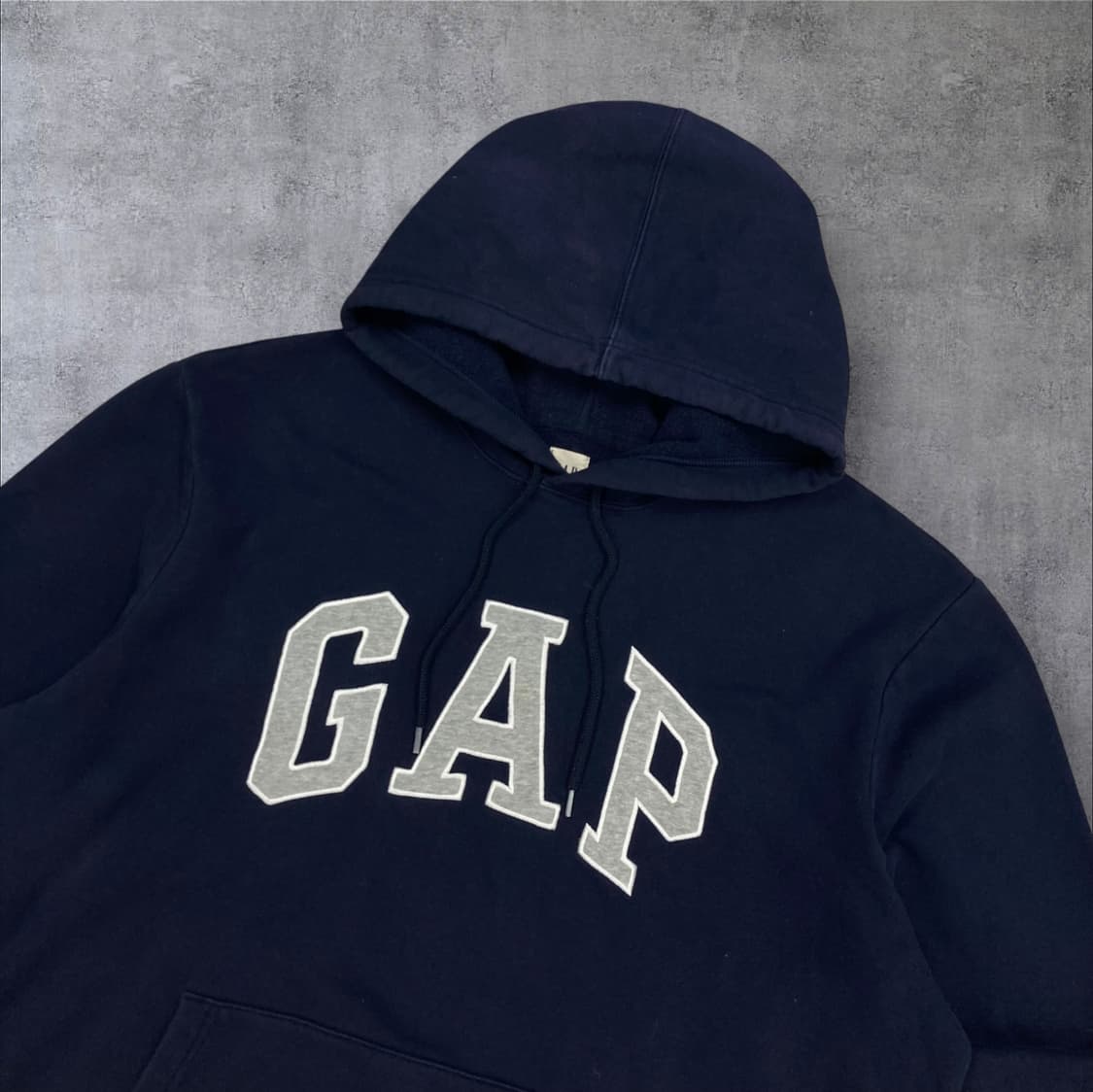GAP 네이비 컬러 스펠아웃 빅로고 후드티 상품이미지2