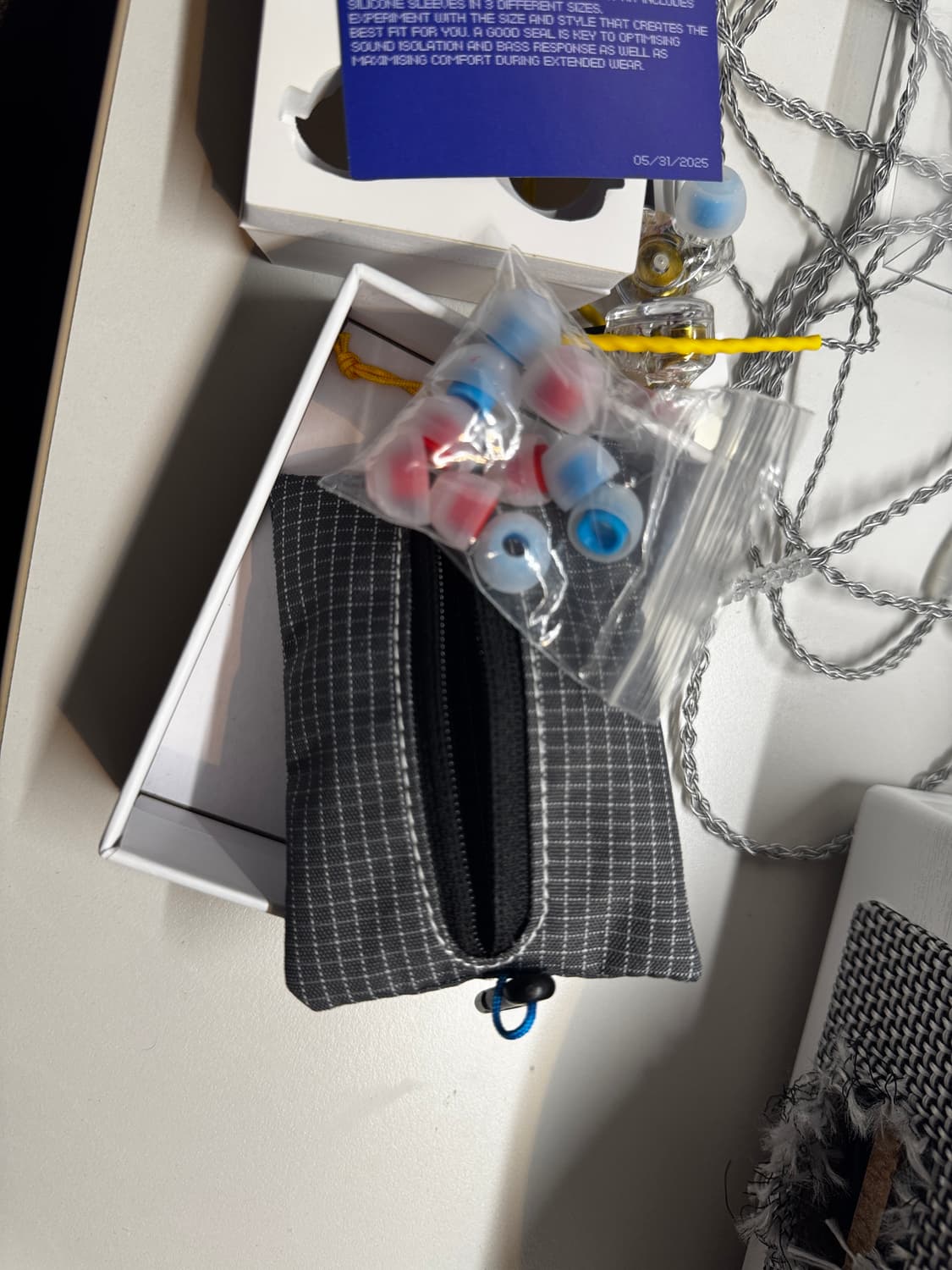 서플라이스리서치 이어폰 프랭크오션착용 surplus research 상품이미지5