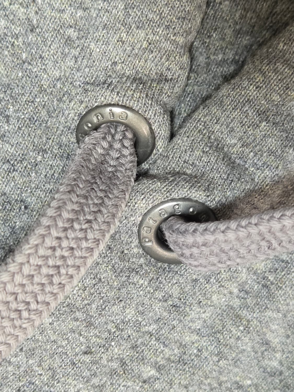 파타고니아 P-6 로고 그레이 후드티 상품이미지7