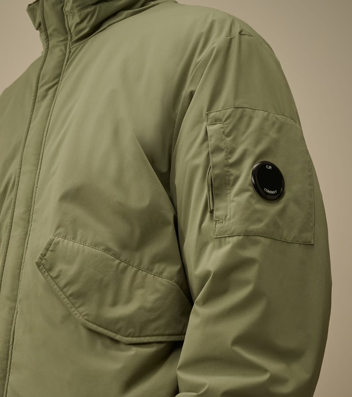 CP컴퍼니 pro -tek 후디 봄버 패디드 자켓 상품이미지1
