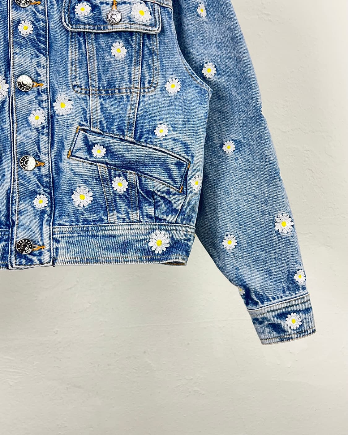 산드로 모니카 데이지 엠브로이드 데님 자켓 상품이미지5