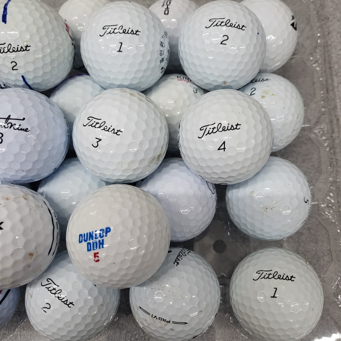 여러 브랜드의 흰색골프공 로스볼 30개 일괄 상품이미지3