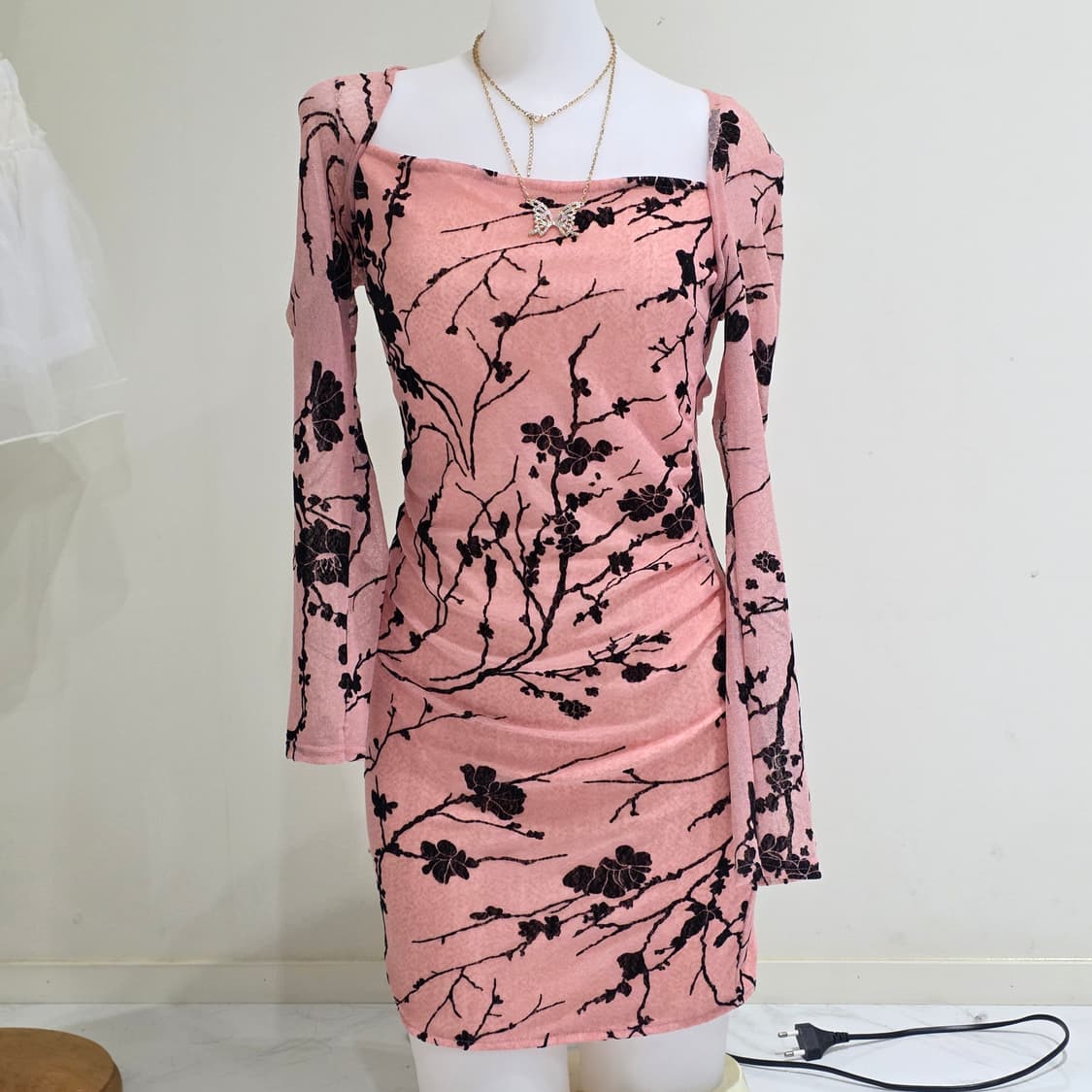 빈티지) 히비스커스 핑크 플로럴 오리엔탈st 딱붙 y2k 메쉬 원피스 상품이미지1