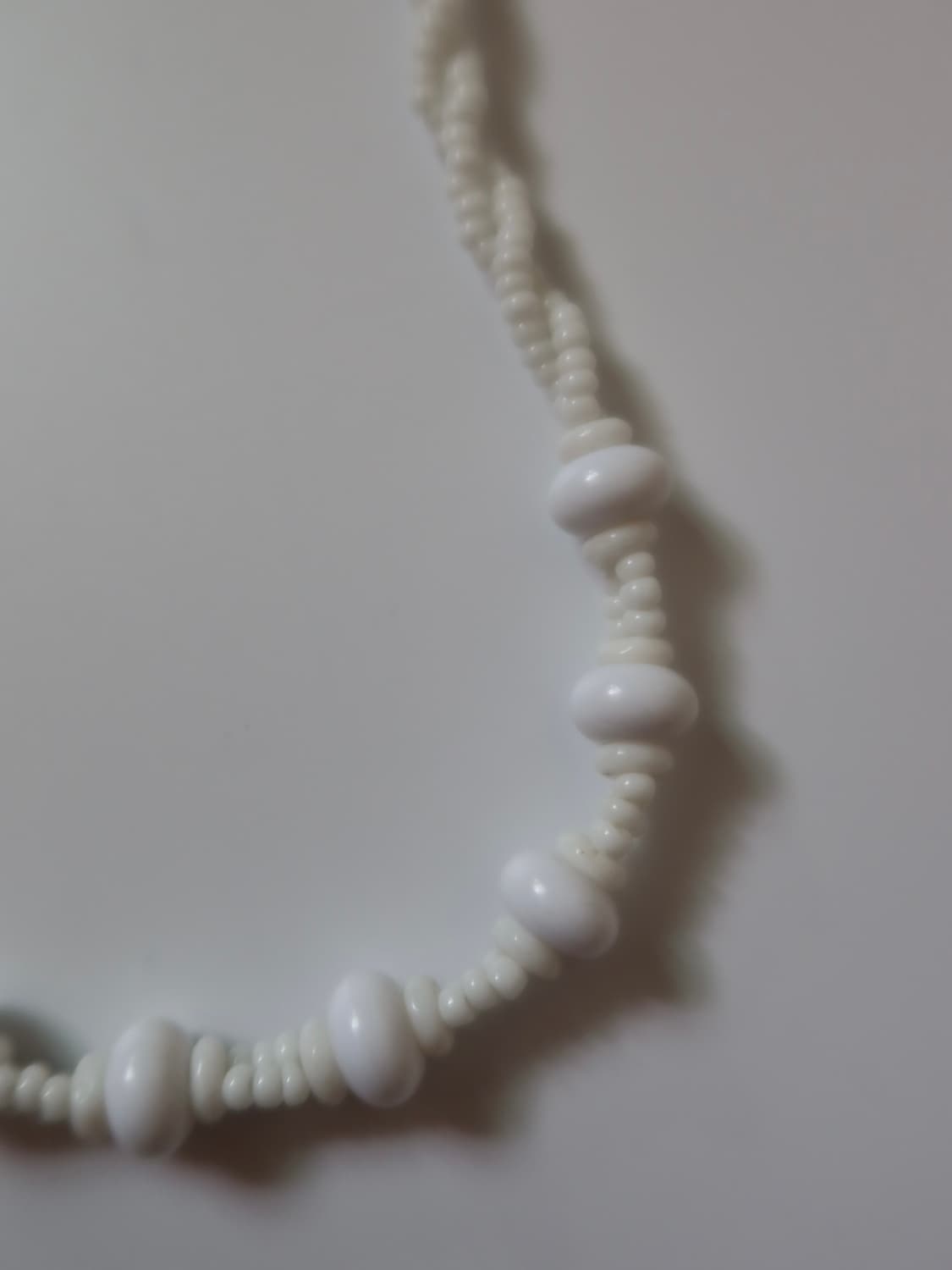 white beads necklace 상품이미지4