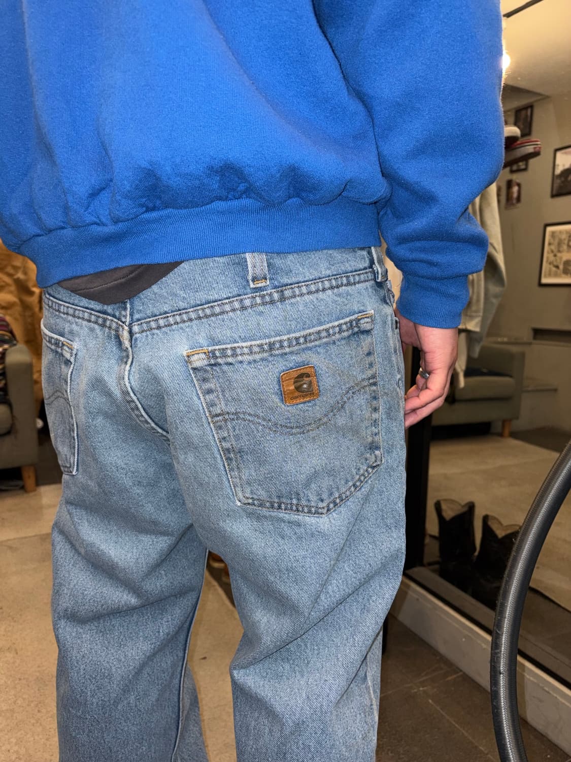 00’s Carhartt cracked washed denim pants 상품이미지4