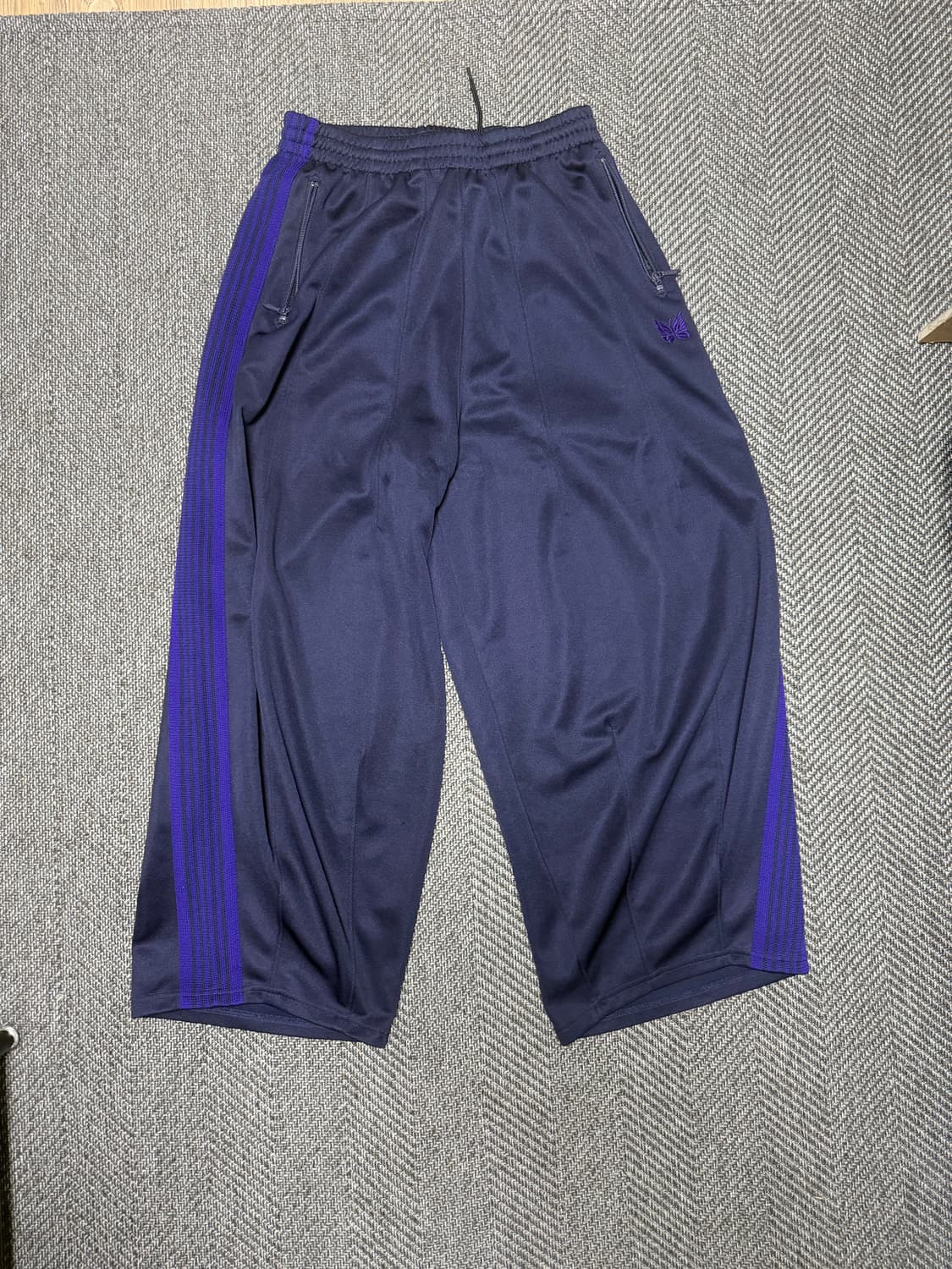 니들스 hd 트랙팬츠 폴리 스무스 네이비 xs 상품이미지1