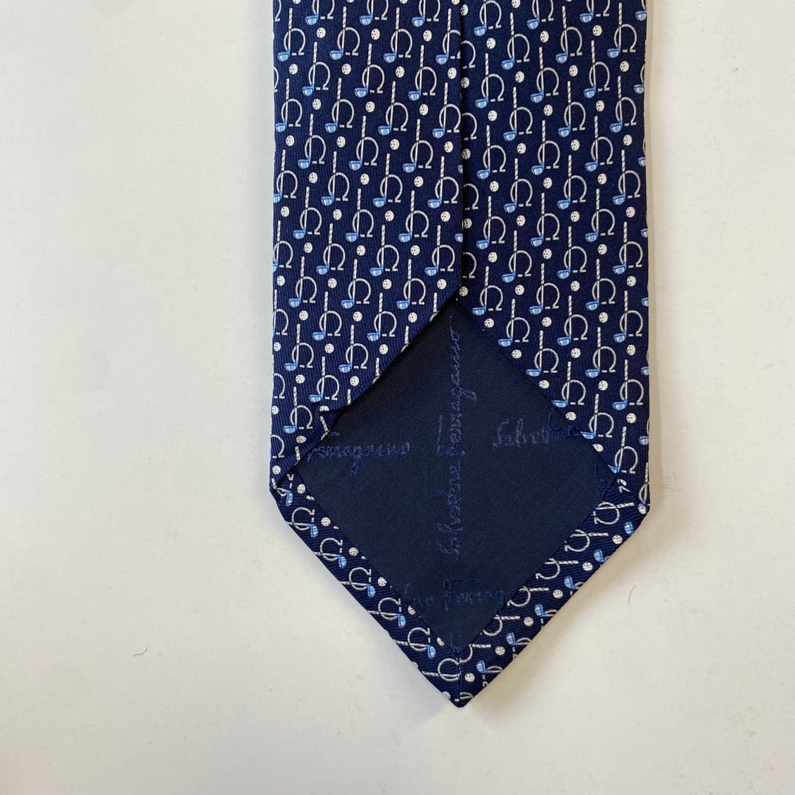 신형 페레가모(Ferragamo)  모노그램 명품 정품 넥타이 상품이미지6