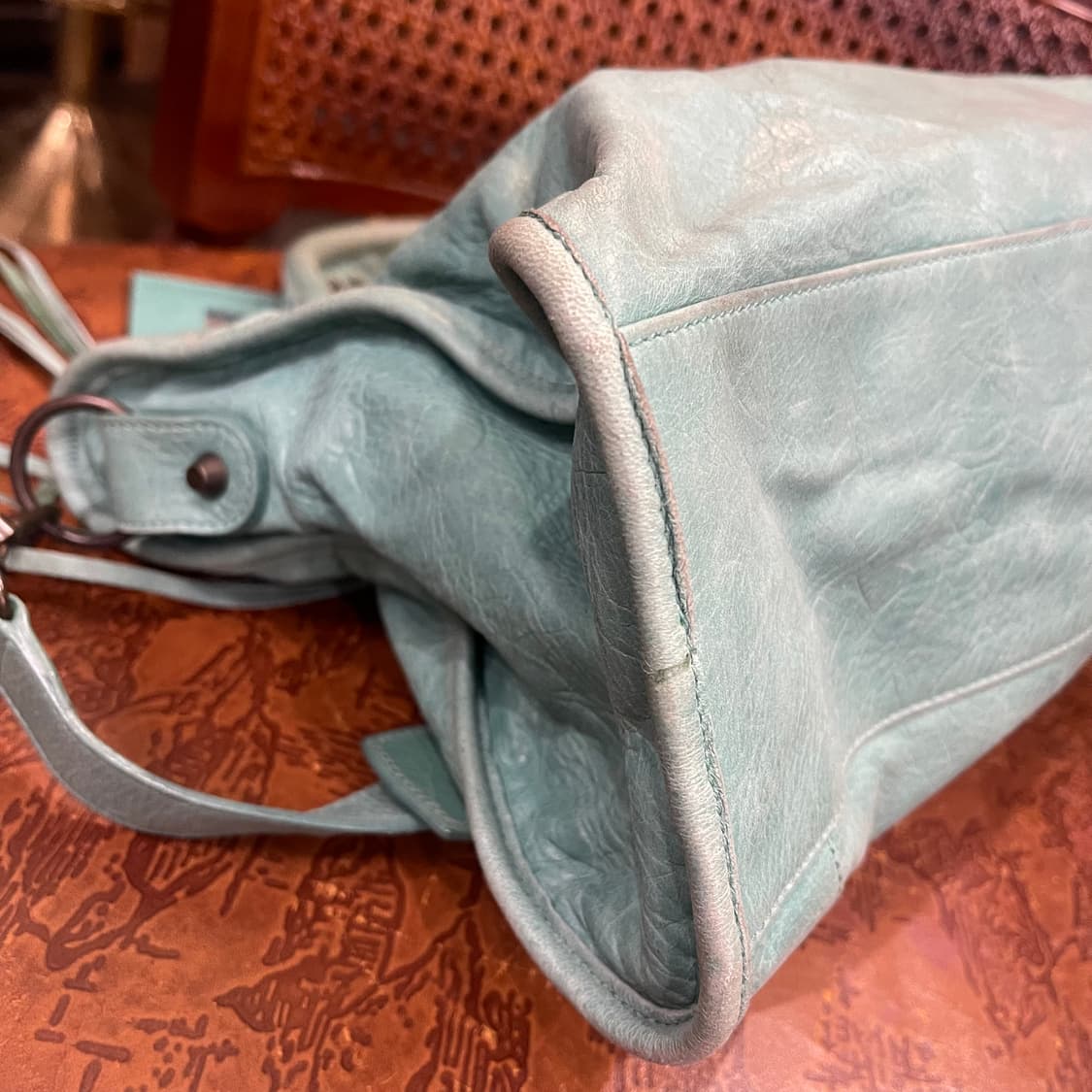 발렌시아가 모터백 상품이미지10