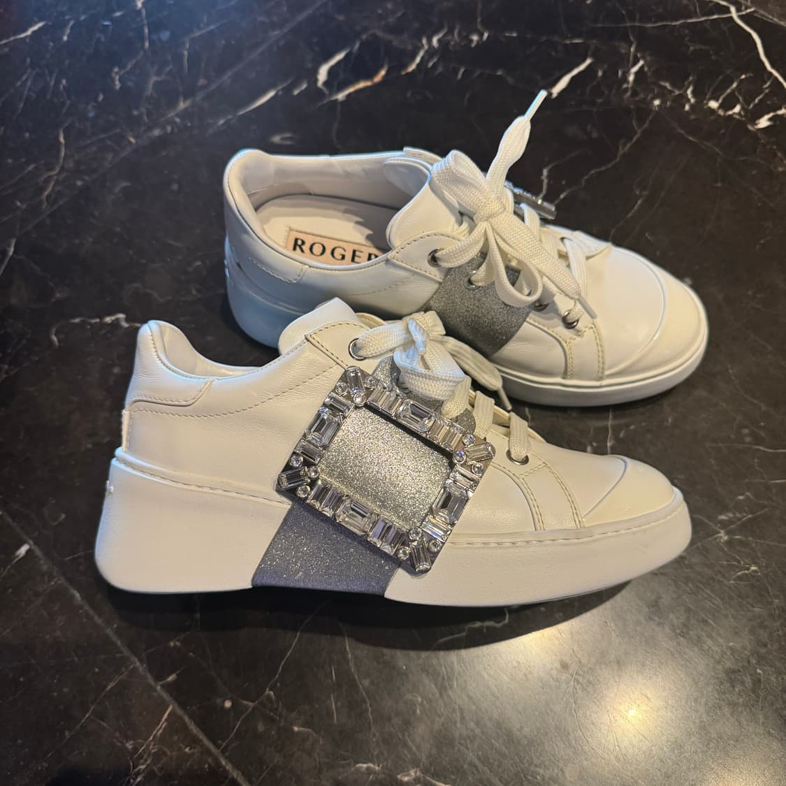 로저비비에 스니커즈 상품이미지2