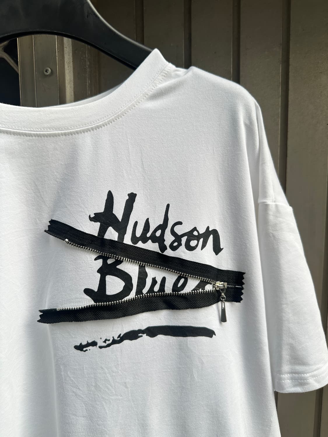 NONE vintage zipper detail graphic tee  상품이미지3