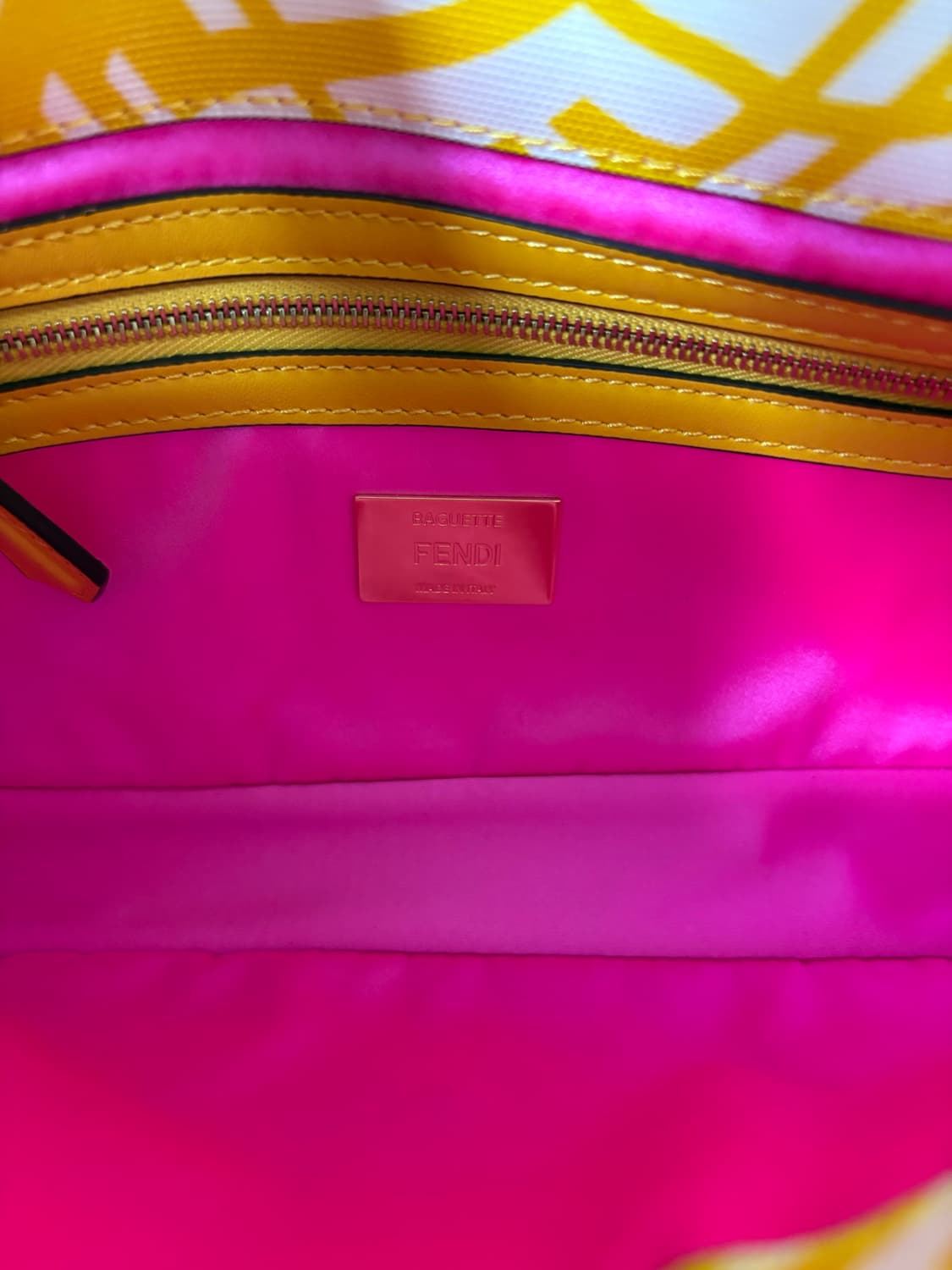 펜디 1997에디션 바게트백 상품이미지6