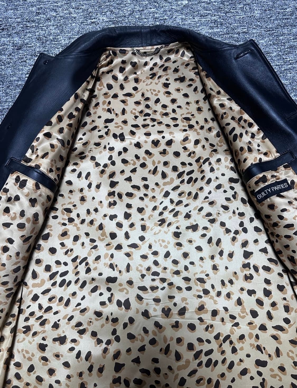 와코마리아 레더 카코트(레오파드) 상품이미지4