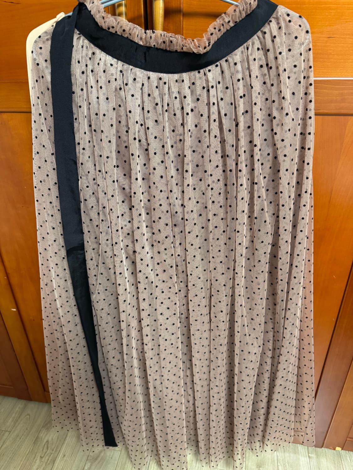 넘버프로젝트 도트레이스 치마 상품이미지2