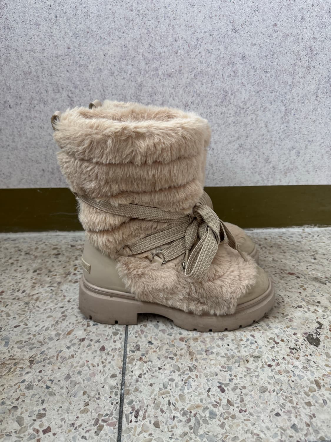 슈콤마보니 퍼 부츠 (235-240) 상품이미지1