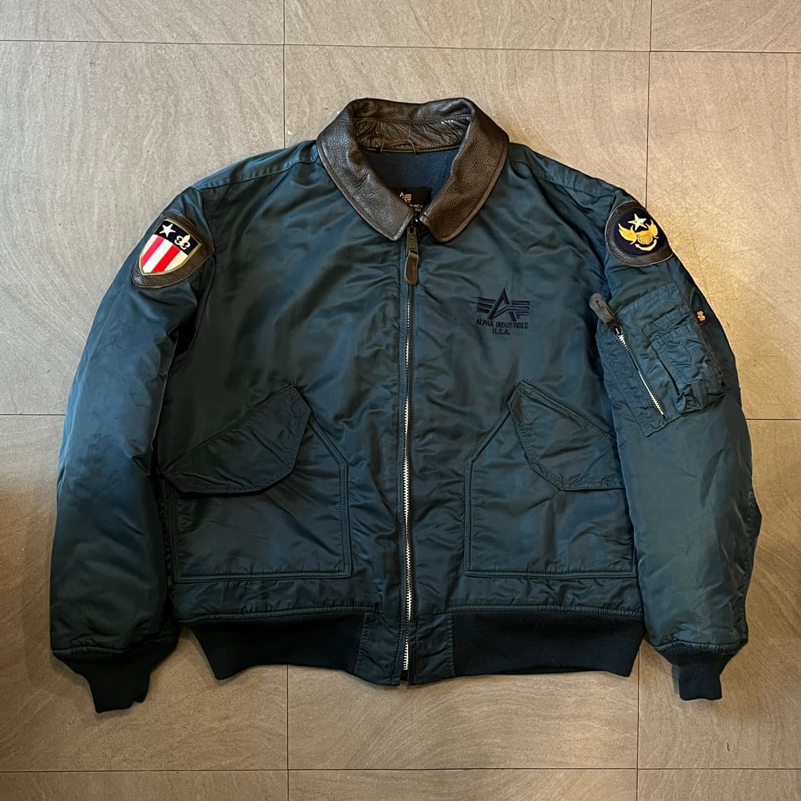 알파인더스트리 레더 카라 cwu-45p 자켓 상품이미지1