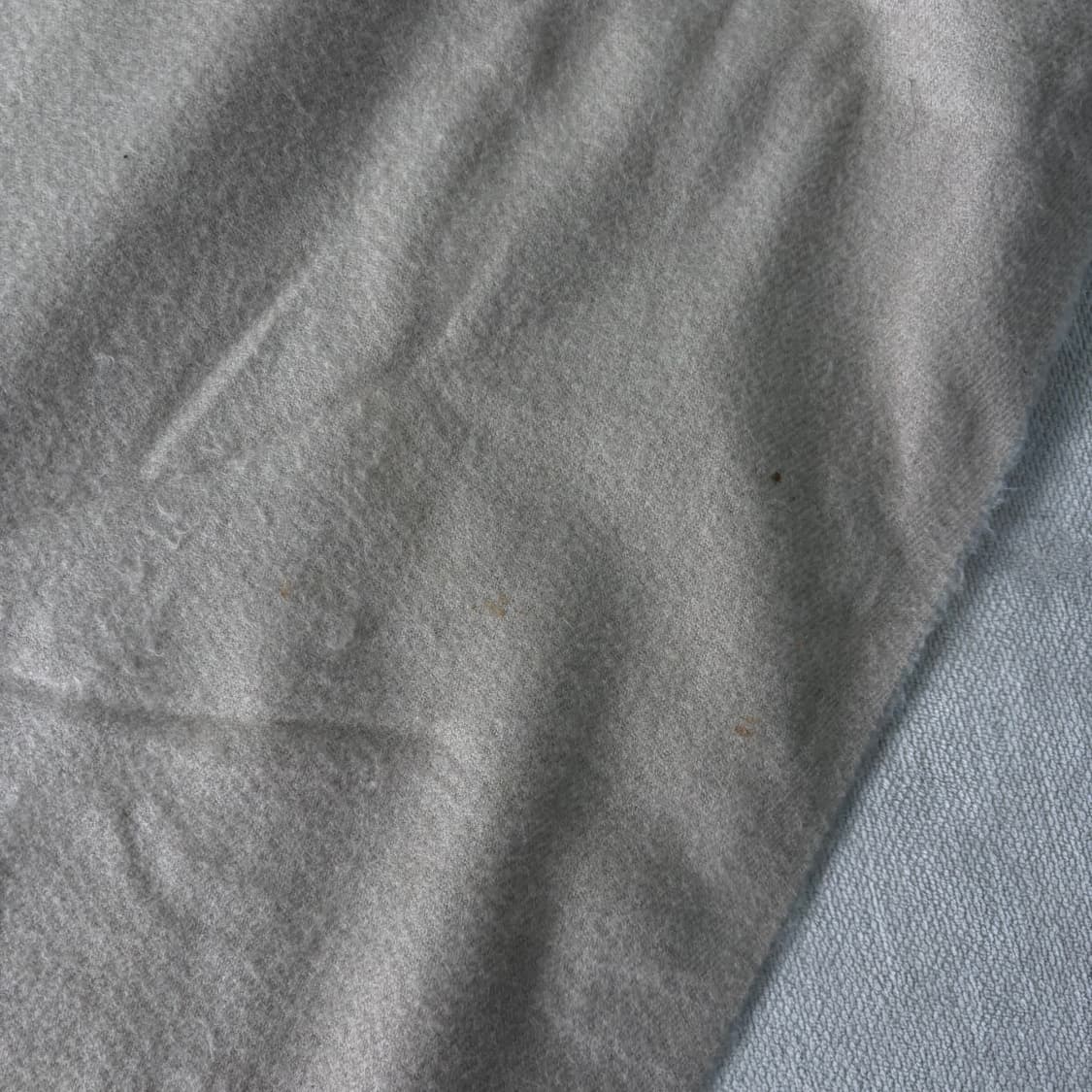 샤넬 캐시미어 실크 혼합 큐빅 머플러  상품이미지7