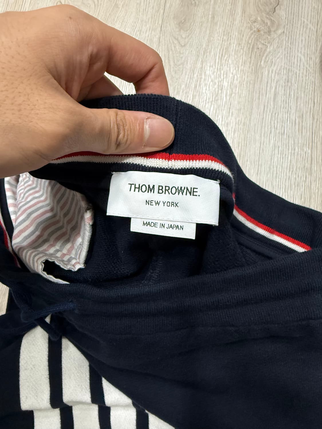 톰브라운 트레이닝 팬츠 4사이즈 상품이미지1