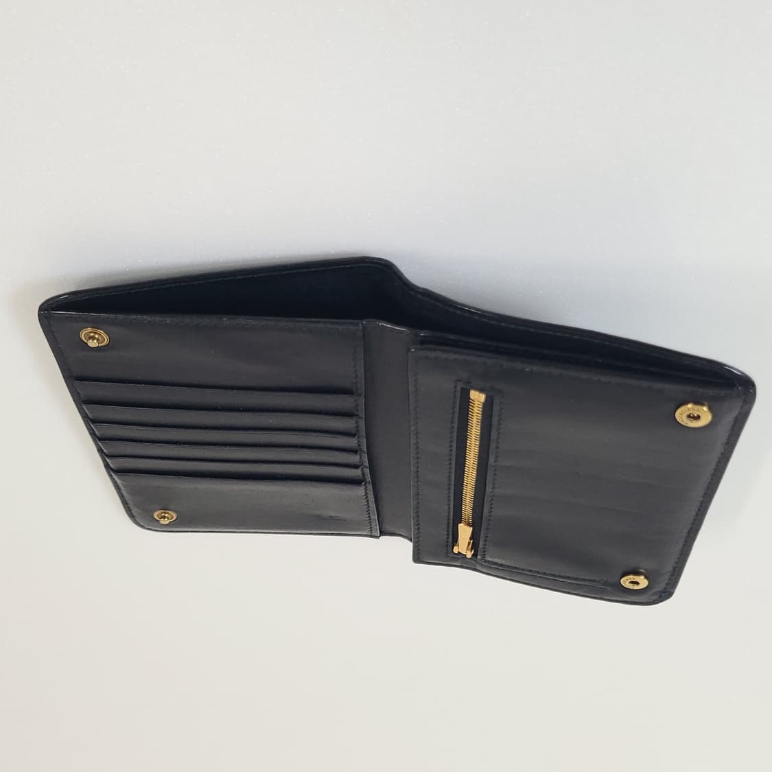 발렌시아가 BB로고 레더 미듐 블랙 여성 반지갑 상품이미지4