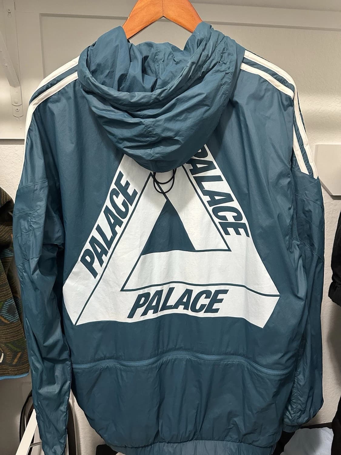 16SS 팔라스 X 아디다스 페트롤 패커블 자켓 상품이미지1