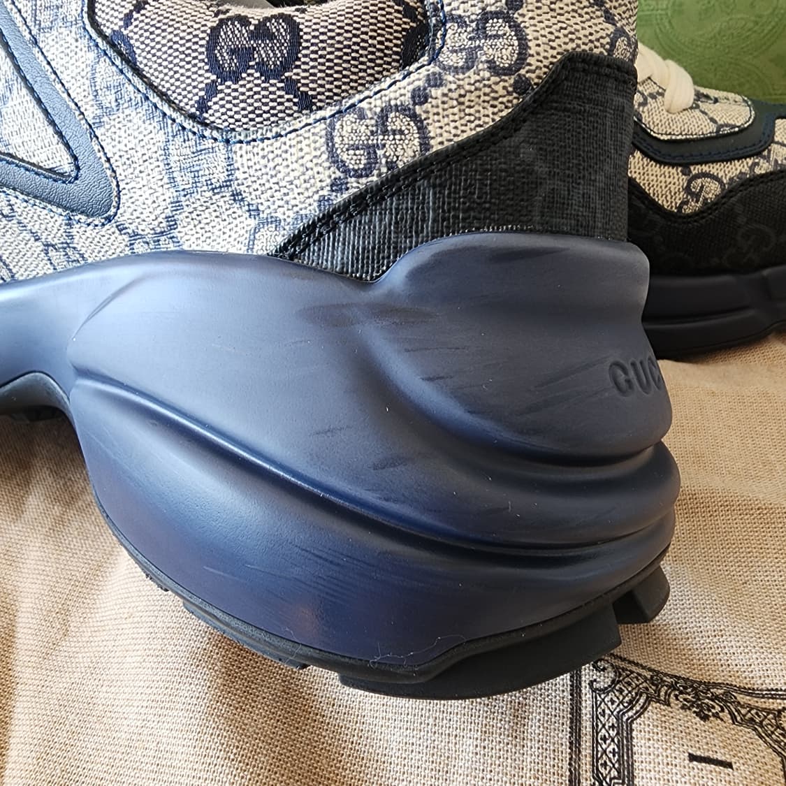 초민트급 구찌 GG 슈프림 라이톤 스니커즈 네이비 블랙 265 상품이미지5