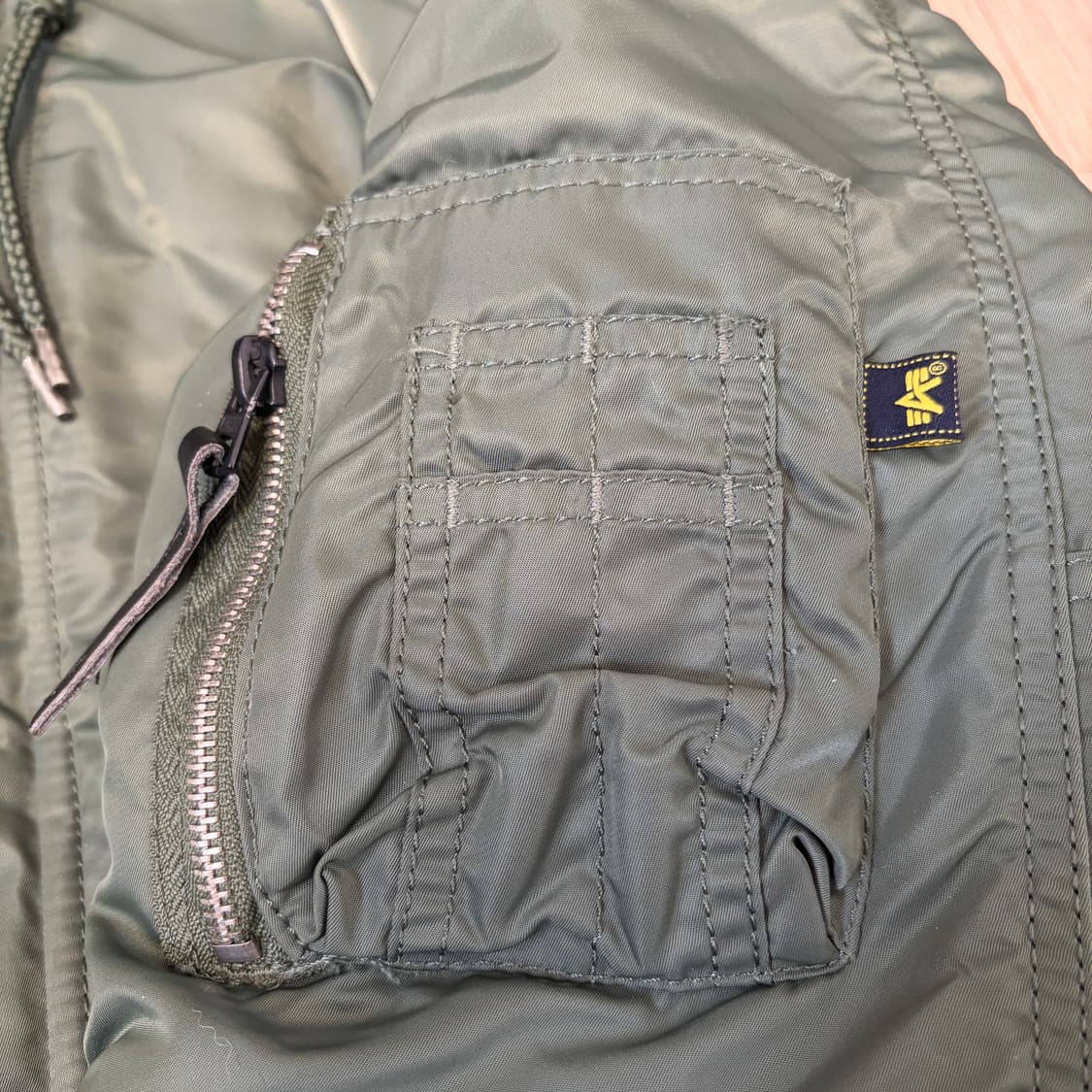 알파 인더스트리 N-3B 파카 올리브  상품이미지4