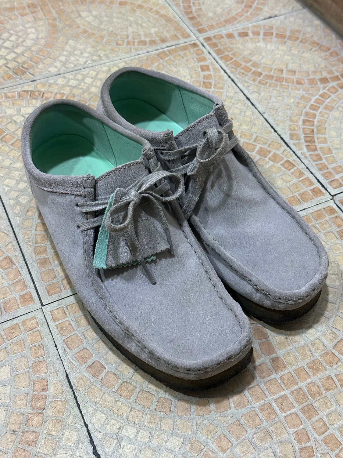 클락스 왈라비 그레이 uk9 상품이미지1