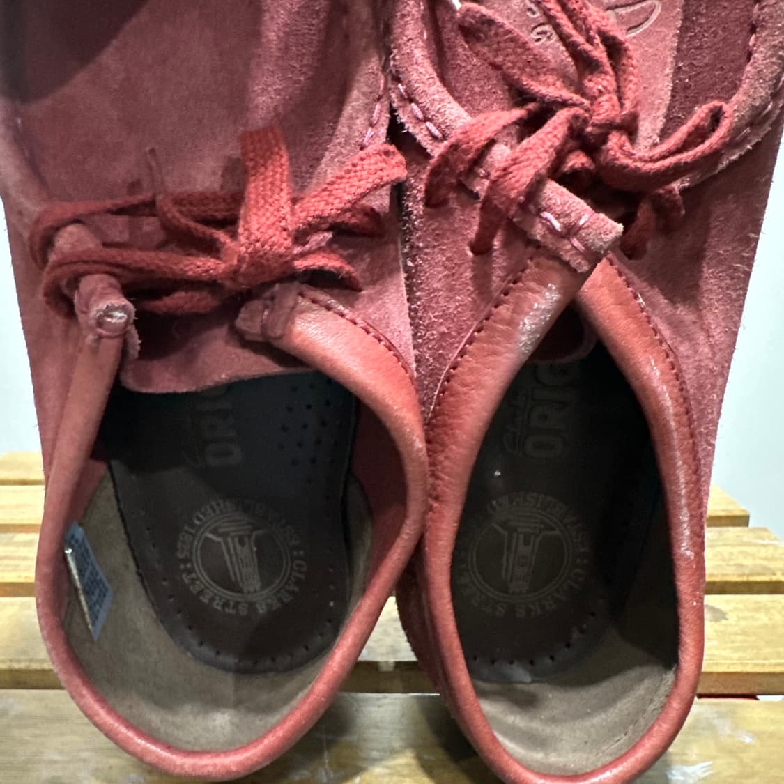 US6D) 250 클락스 로퍼 남녀공용 왈라비 스웨이드 버건디 상품이미지8