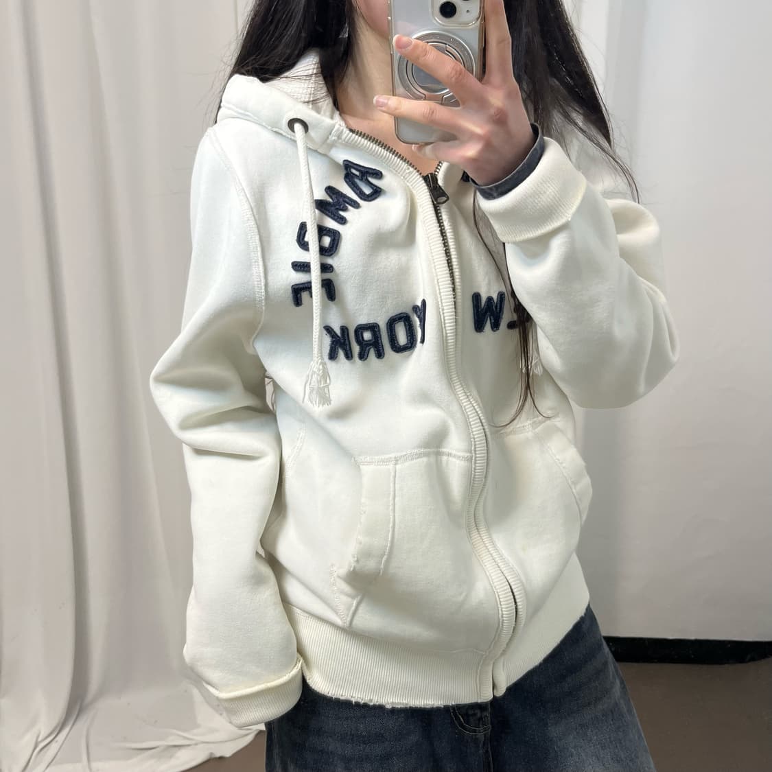 Abercrombie White Hood Zip-Up 상품이미지3