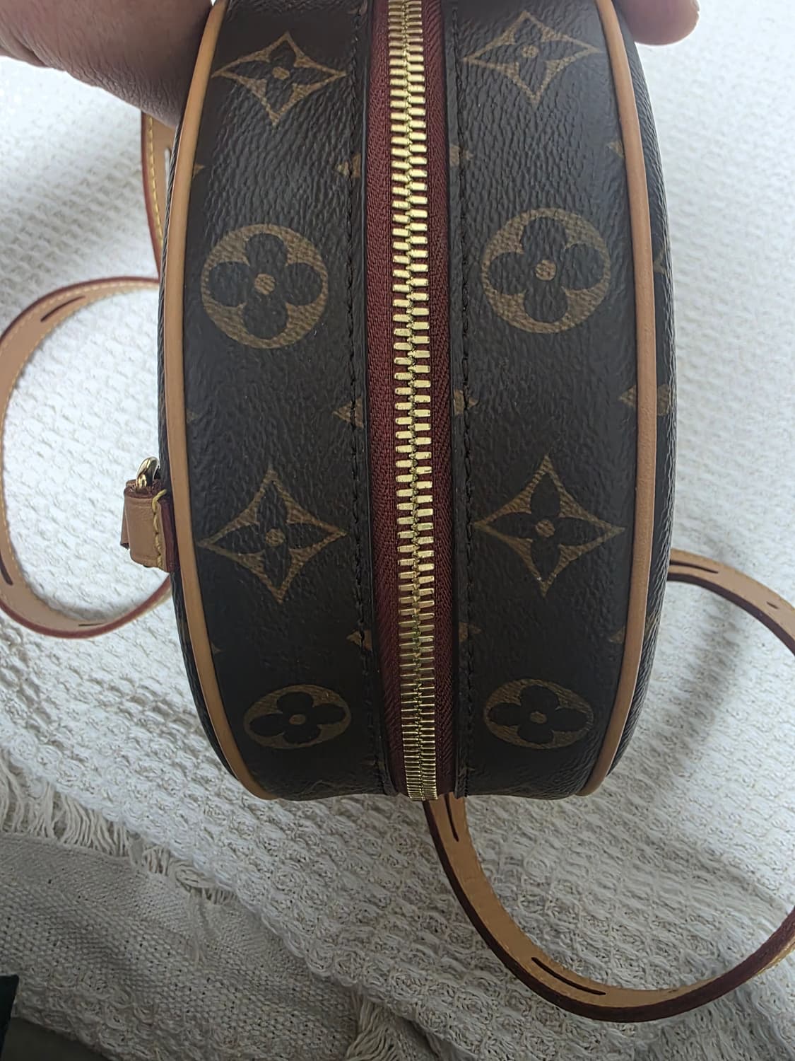 루이비통 부아뜨 샤포mm 새상품처럼 깨끗합니다 상품이미지3