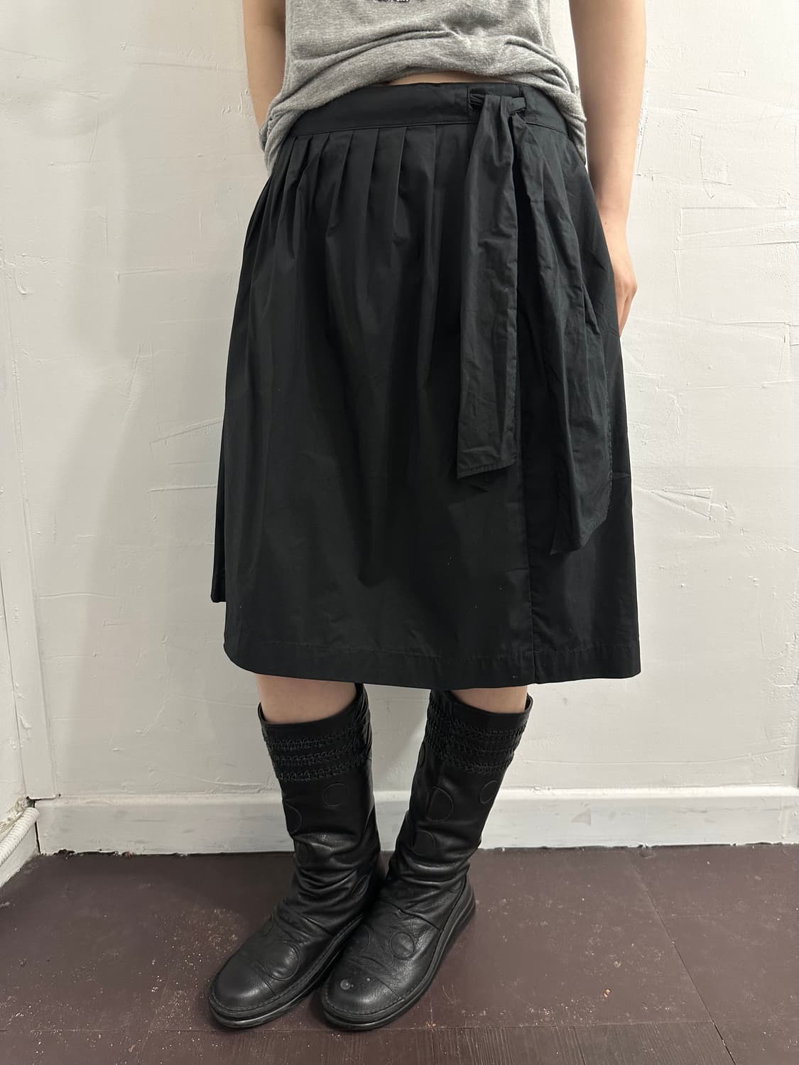uniqlo black midi skirt 상품이미지2