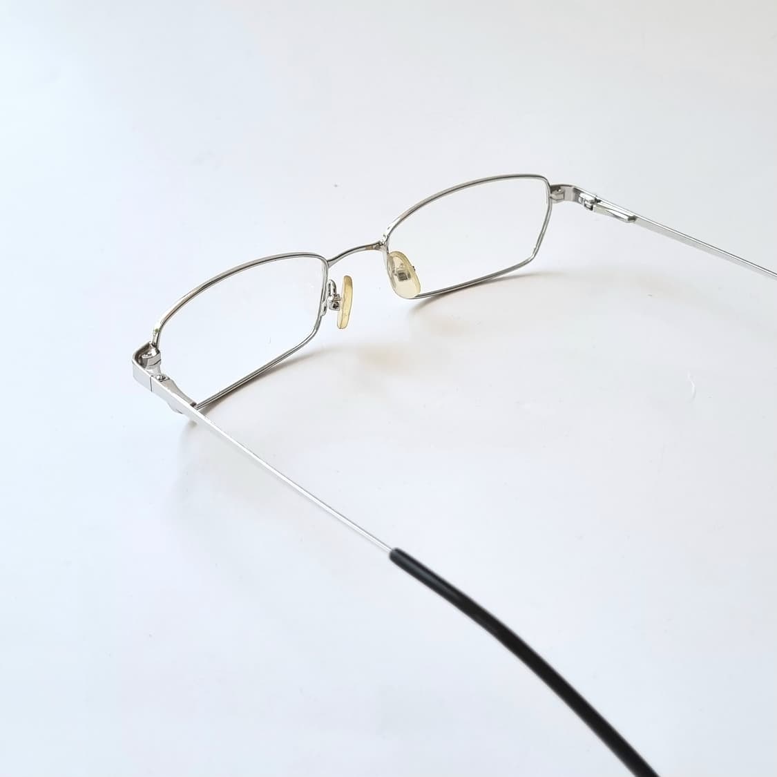 데드스탁 Y2K 오피스 사이렌 무드 실버 스퀘어 안경테 1721 상품이미지4