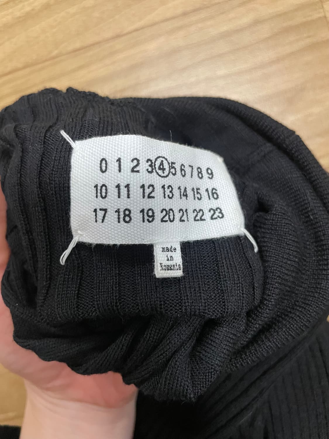 메종마르지엘라 터틀넥니트 스몰사이즈 상품이미지3