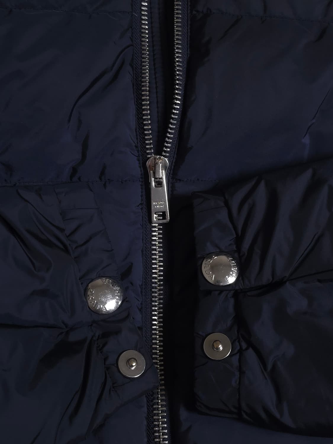 [54] 프라다 리나일론 패딩 다크 네이비(SGB112) 상품이미지4