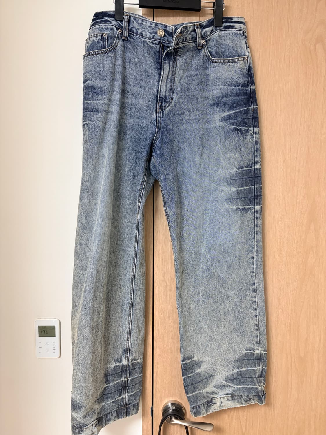 준지24ss 워싱 데님팬츠(core) 48 상품이미지1