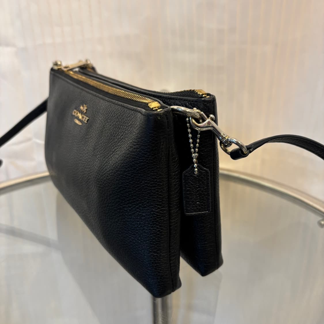 정품 코치 가죽 크로스백     상품이미지4