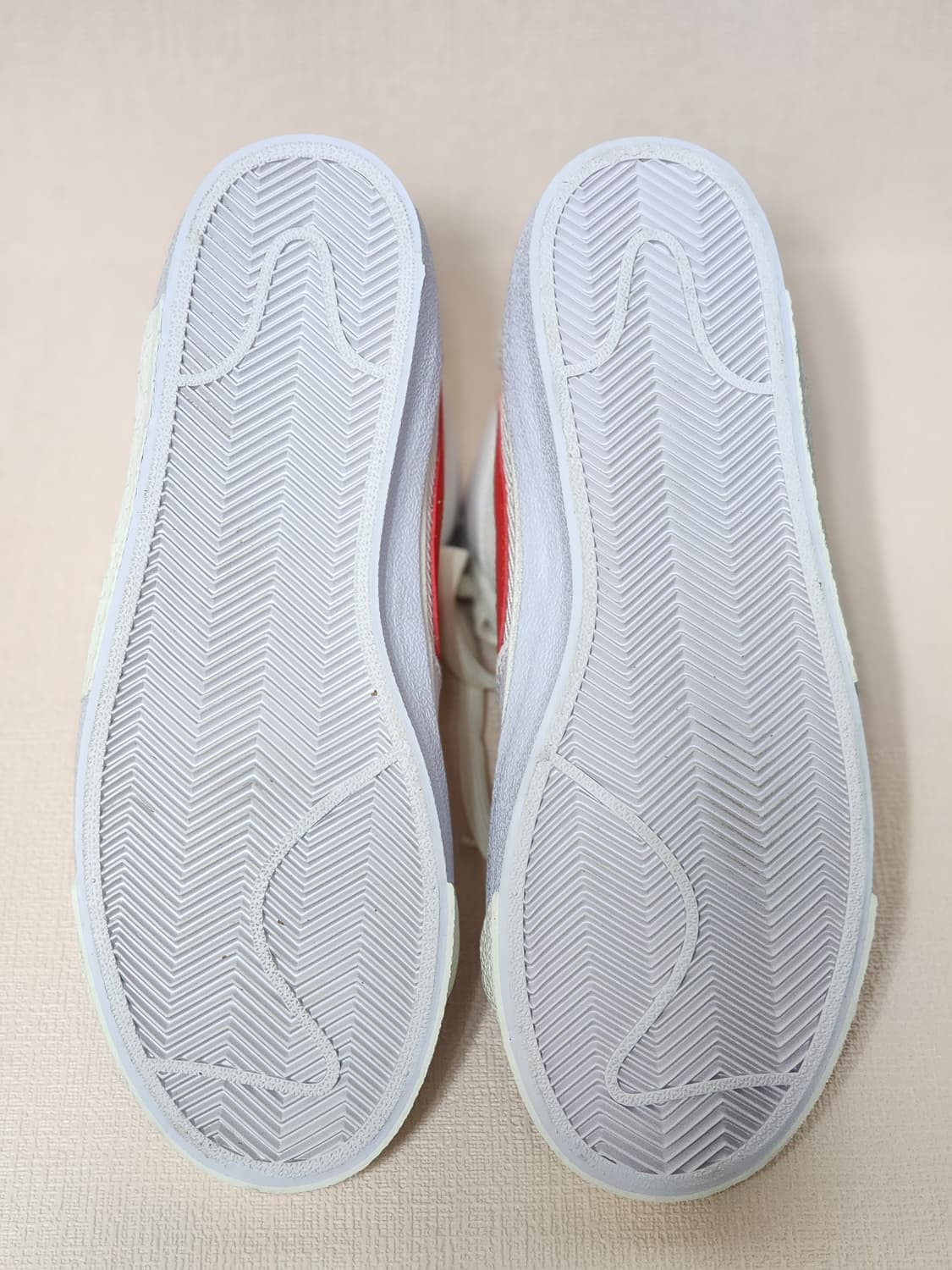 나이키 블레이저 미드 77 화이트/레드 255mm (새상품) 상품이미지6