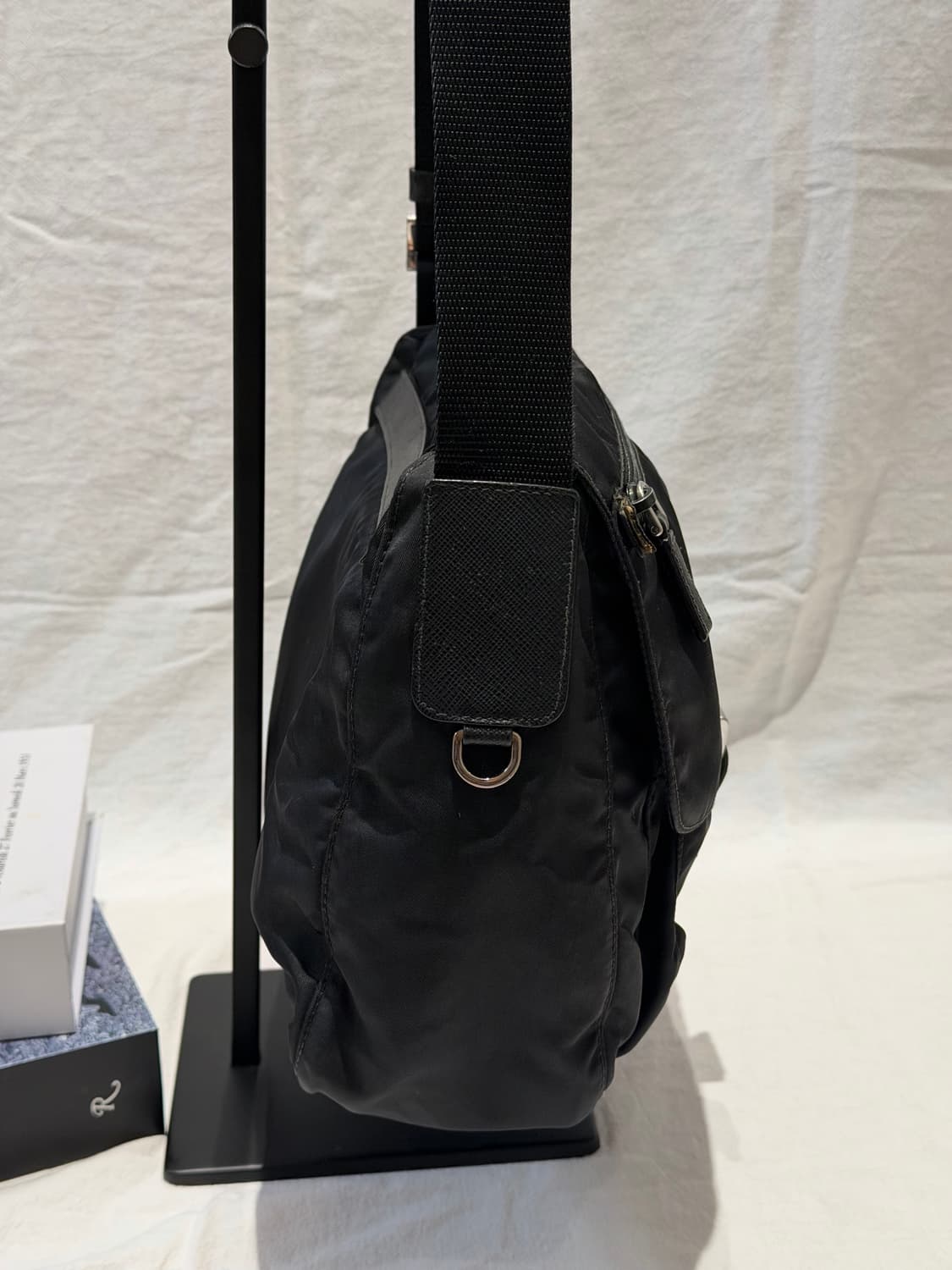 정품 프라다 포코노 나일론 사피아노 주우재백 메신저백 크로스백 상품이미지5